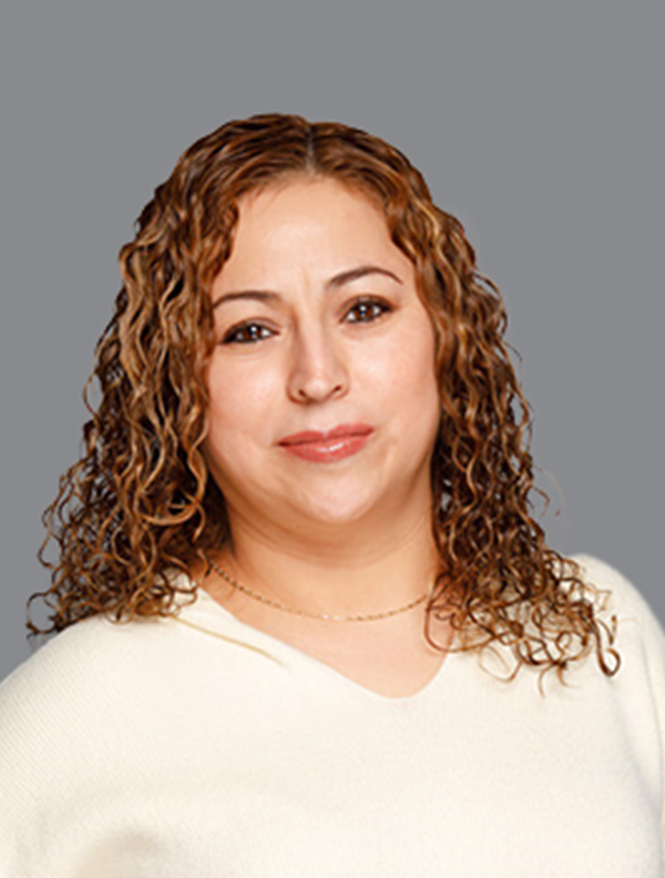 Alejandra Ayon