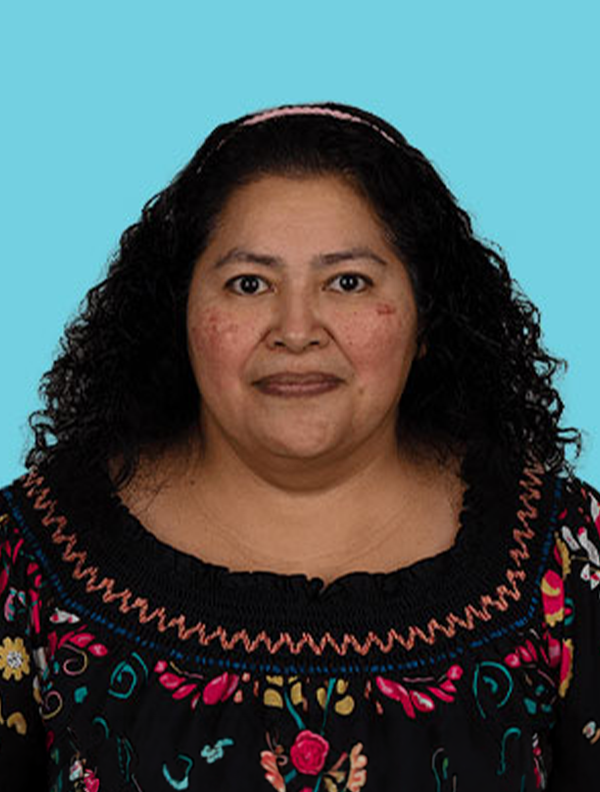 Mirna Naves
